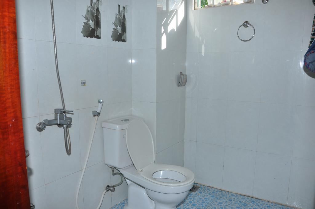 Tai Hai Guesthouse Hué Extérieur photo